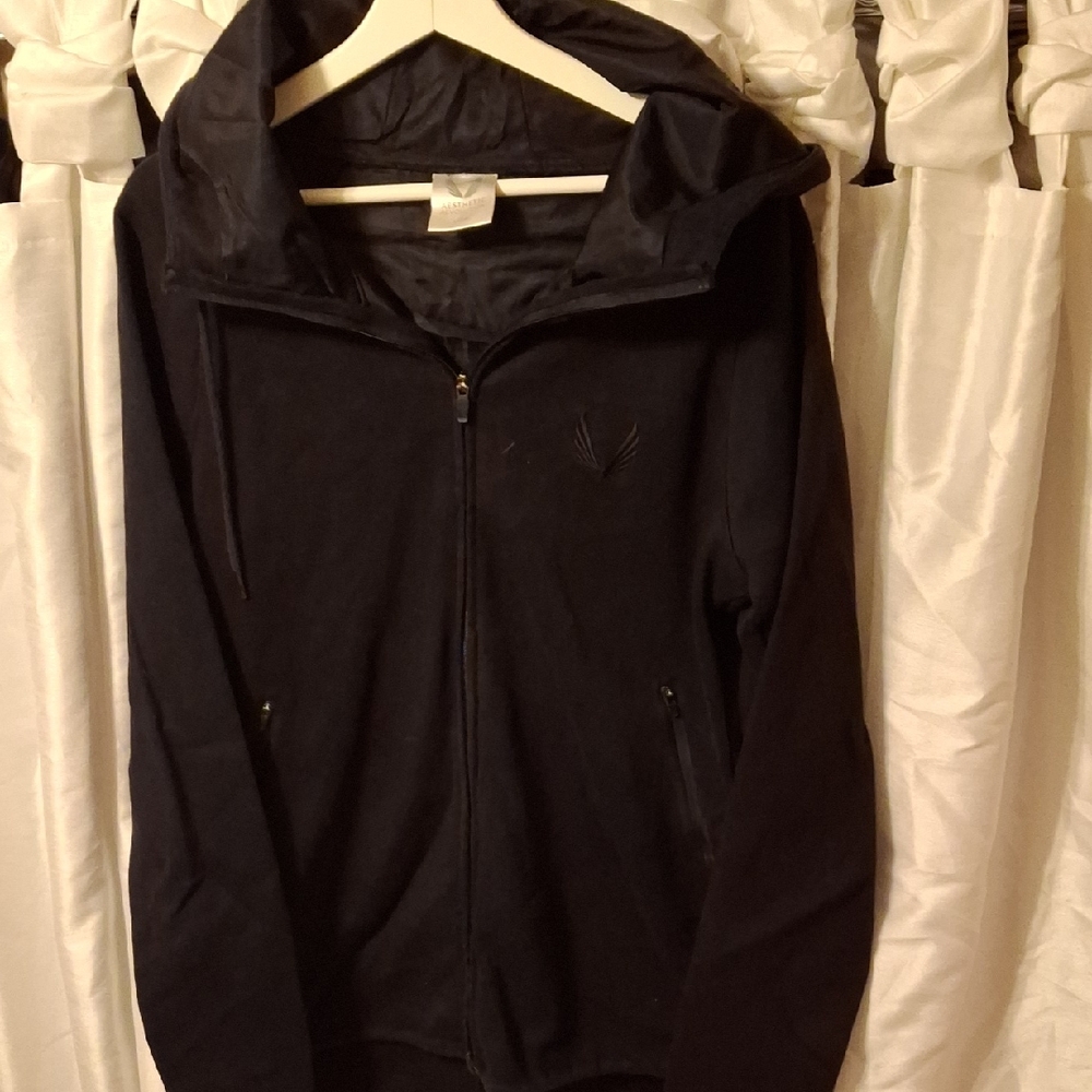Aesthetic Revolution Black Hooded Jacket Med